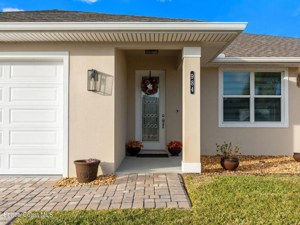 984 Captiva Island Circle, Palm Bay, FL 32908