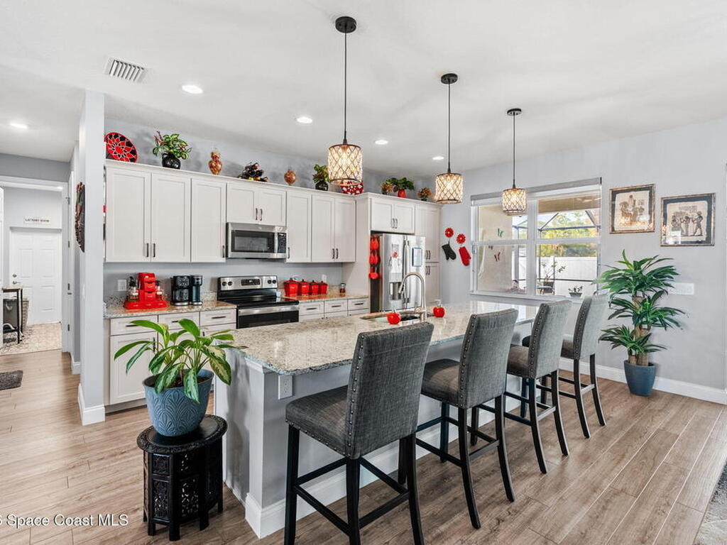 984 Captiva Island Circle, Palm Bay, FL 32908