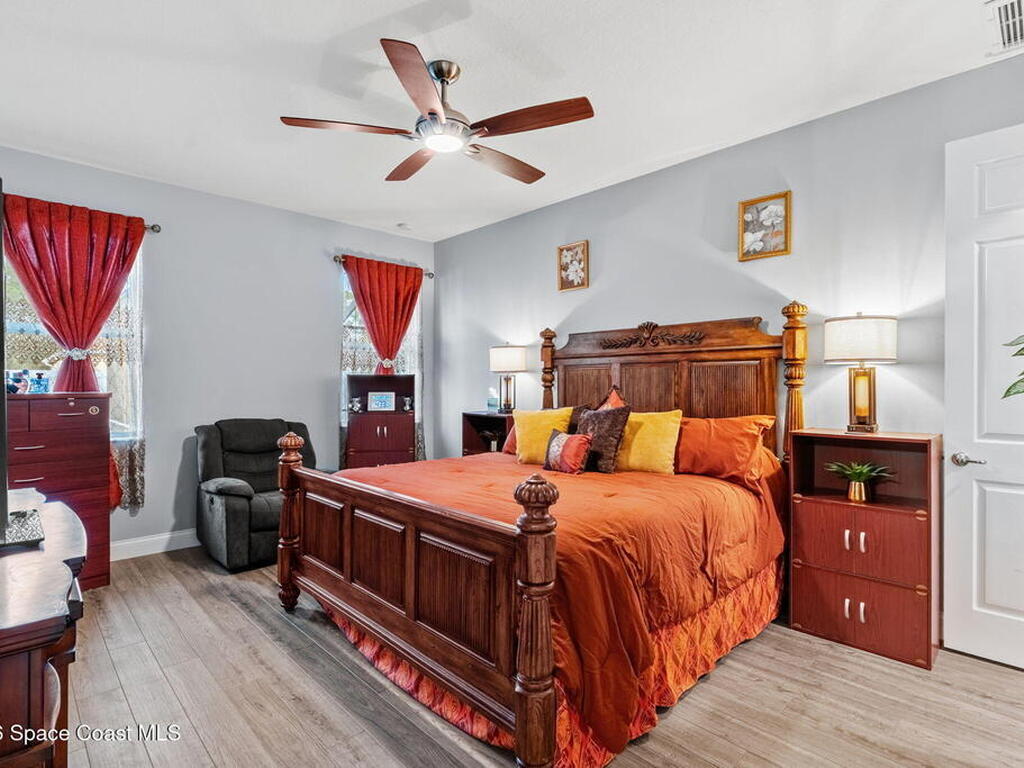 984 Captiva Island Circle, Palm Bay, FL 32908