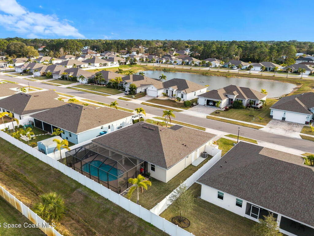 984 Captiva Island Circle, Palm Bay, FL 32908