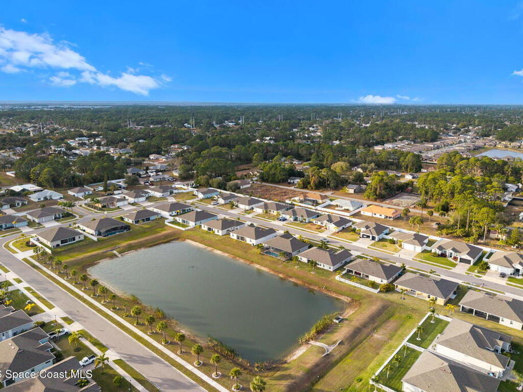 984 Captiva Island Circle, Palm Bay, FL 32908