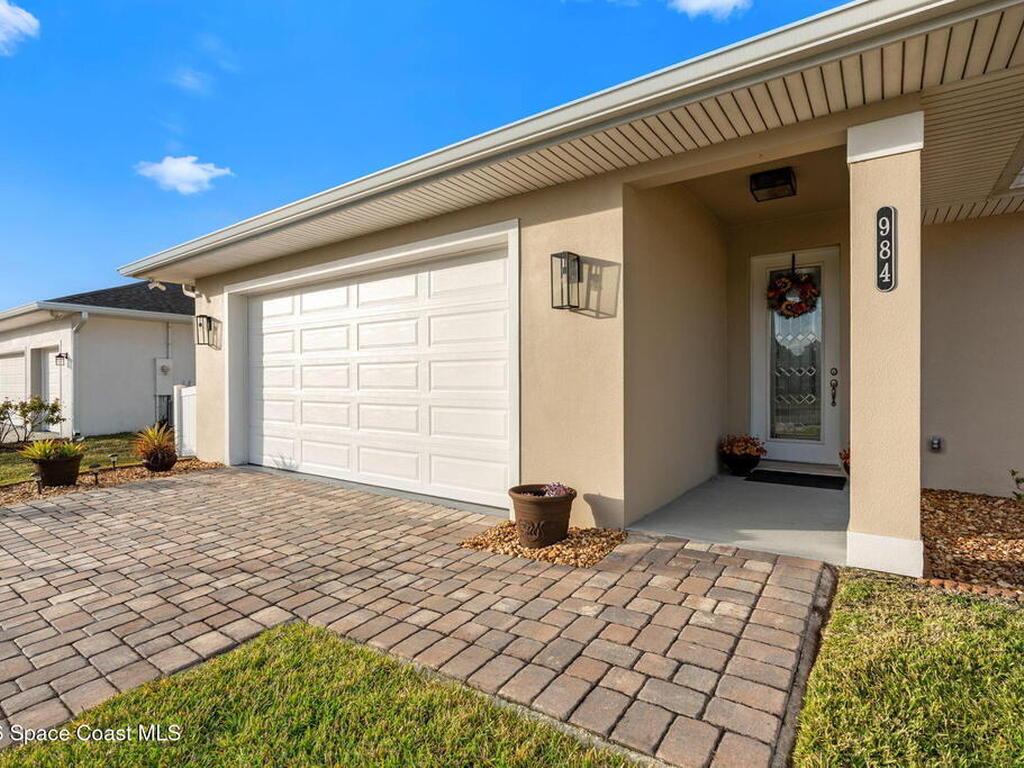 984 Captiva Island Circle, Palm Bay, FL 32908