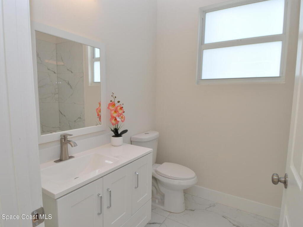 1043 Walden Boulevard, Palm Bay, FL 32909