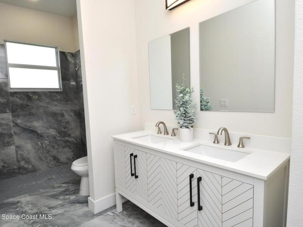 1043 Walden Boulevard, Palm Bay, FL 32909