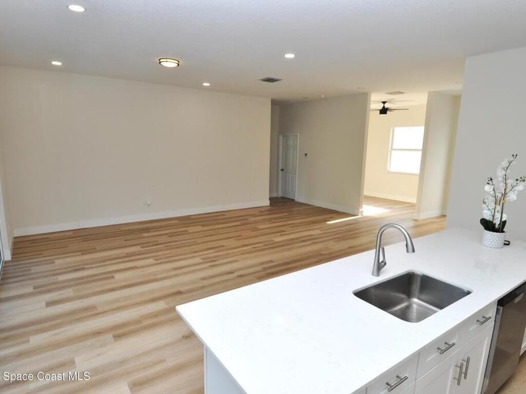 1043 Walden Boulevard, Palm Bay, FL 32909