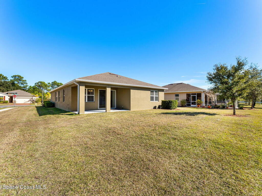 704 Remington Green Drive, Palm Bay, FL 32909
