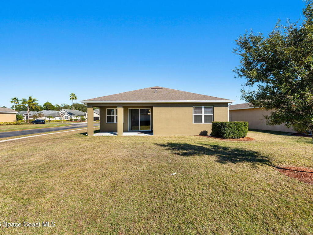 704 Remington Green Drive, Palm Bay, FL 32909