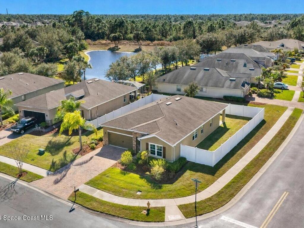704 Remington Green Drive, Palm Bay, FL 32909