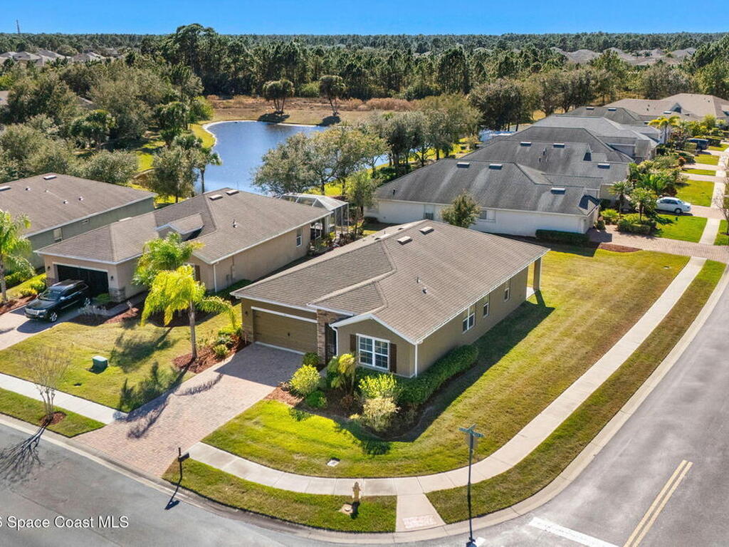 704 Remington Green Drive, Palm Bay, FL 32909
