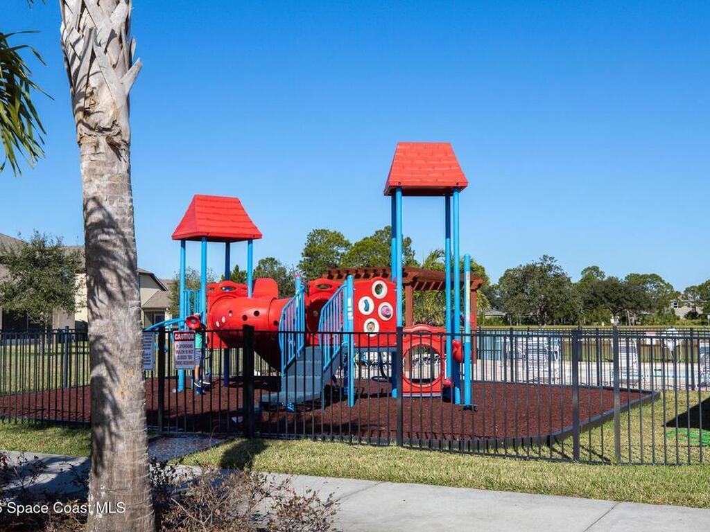 704 Remington Green Drive, Palm Bay, FL 32909