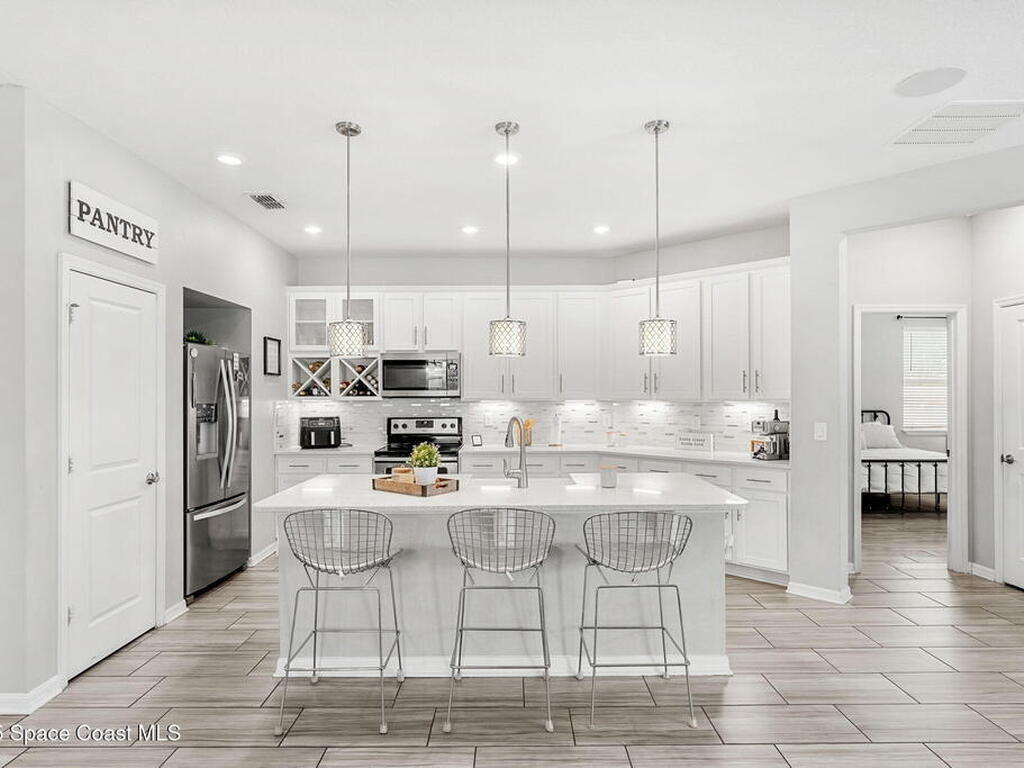 1642 Orsi Place, West Melbourne, FL 32904