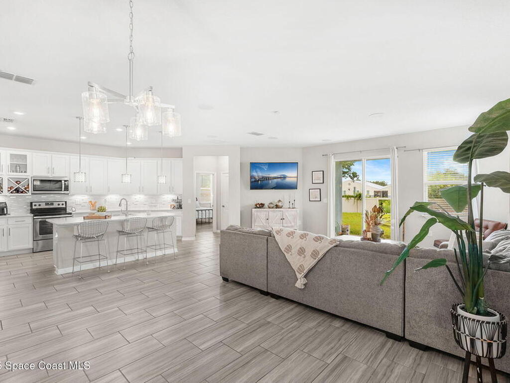 1642 Orsi Place, West Melbourne, FL 32904