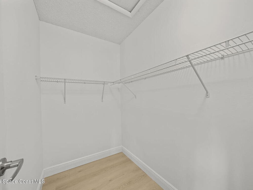 1756 Clover Circle, Melbourne, FL 32935