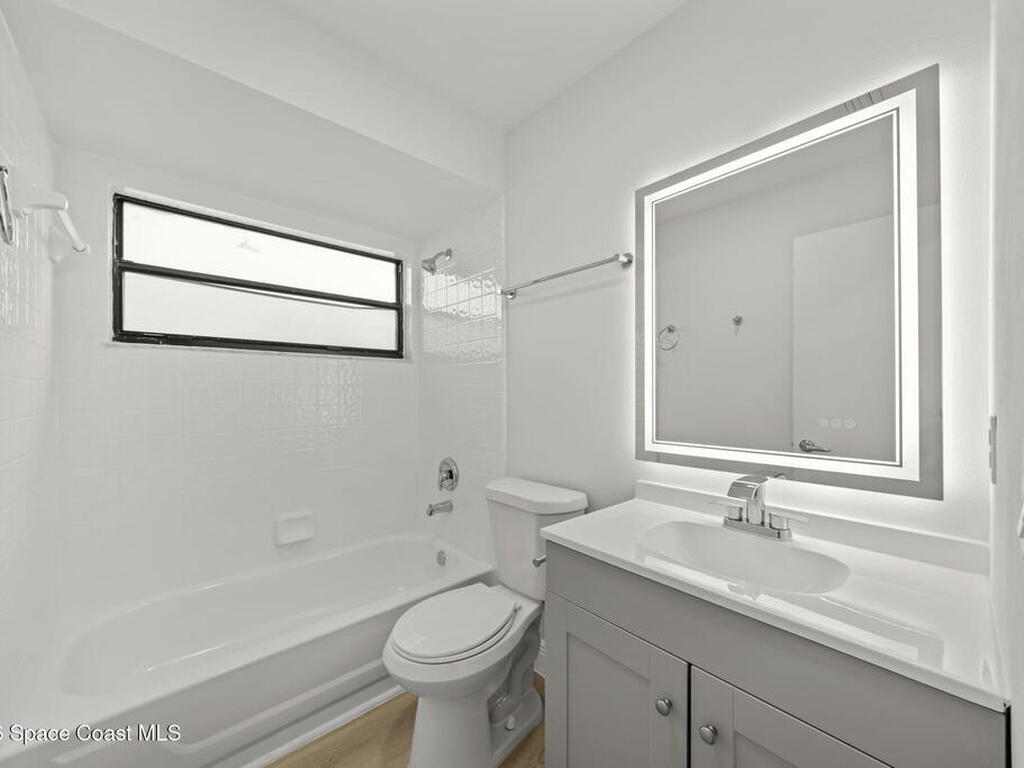 1756 Clover Circle, Melbourne, FL 32935