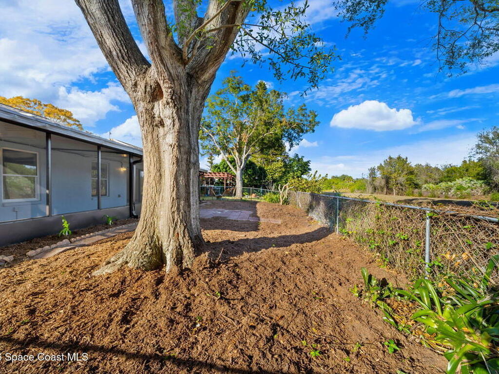 1756 Clover Circle, Melbourne, FL 32935