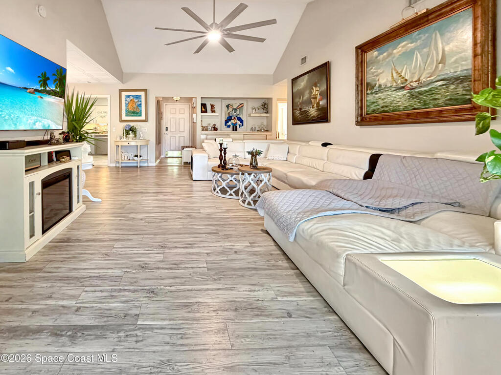 6206 S River Run Drive, Sebastian, FL 32958