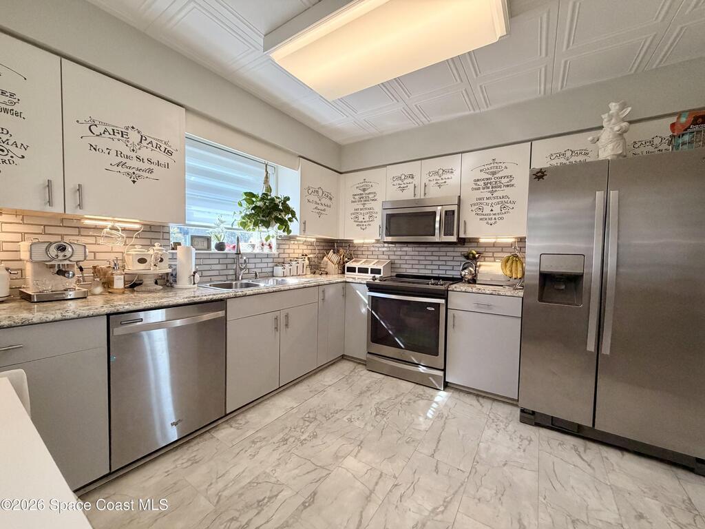 6206 S River Run Drive, Sebastian, FL 32958