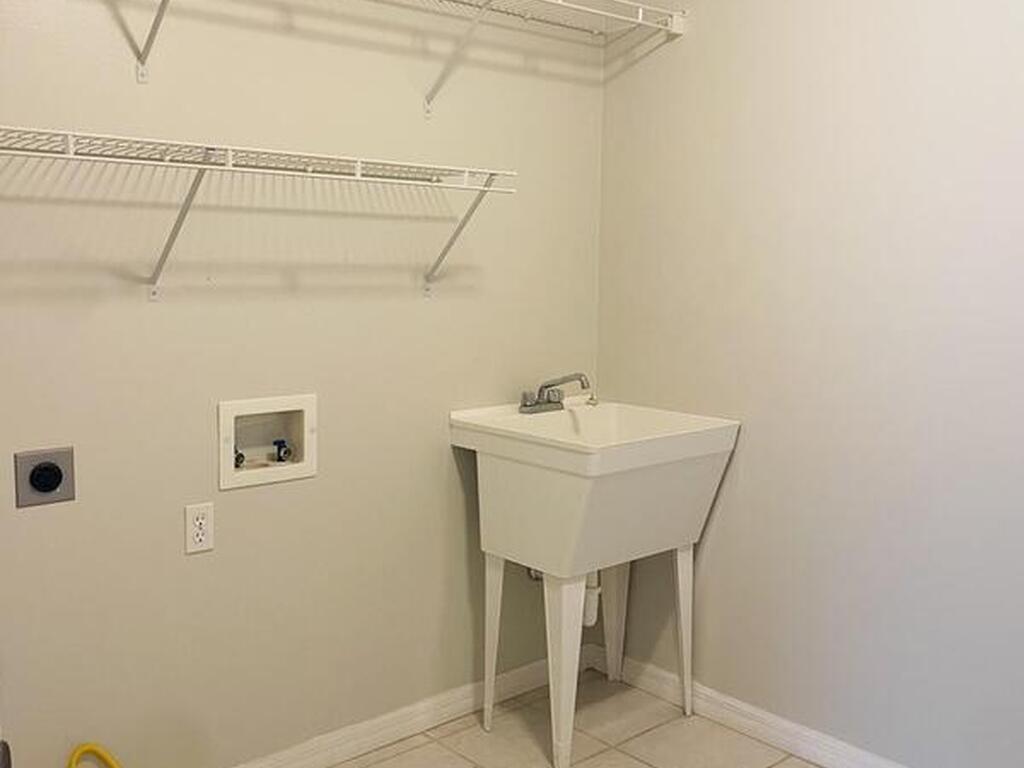 4342 Davidia Drive, Melbourne, FL 32934