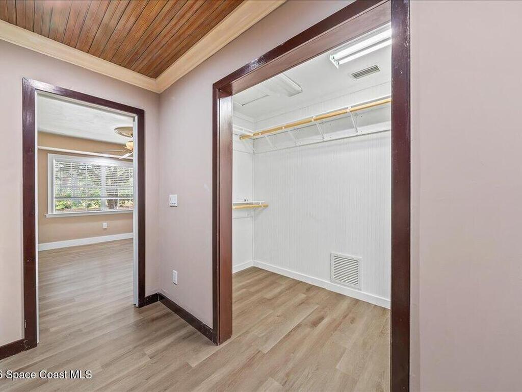 9670 Mockingbird Lane, Micco, FL 32976