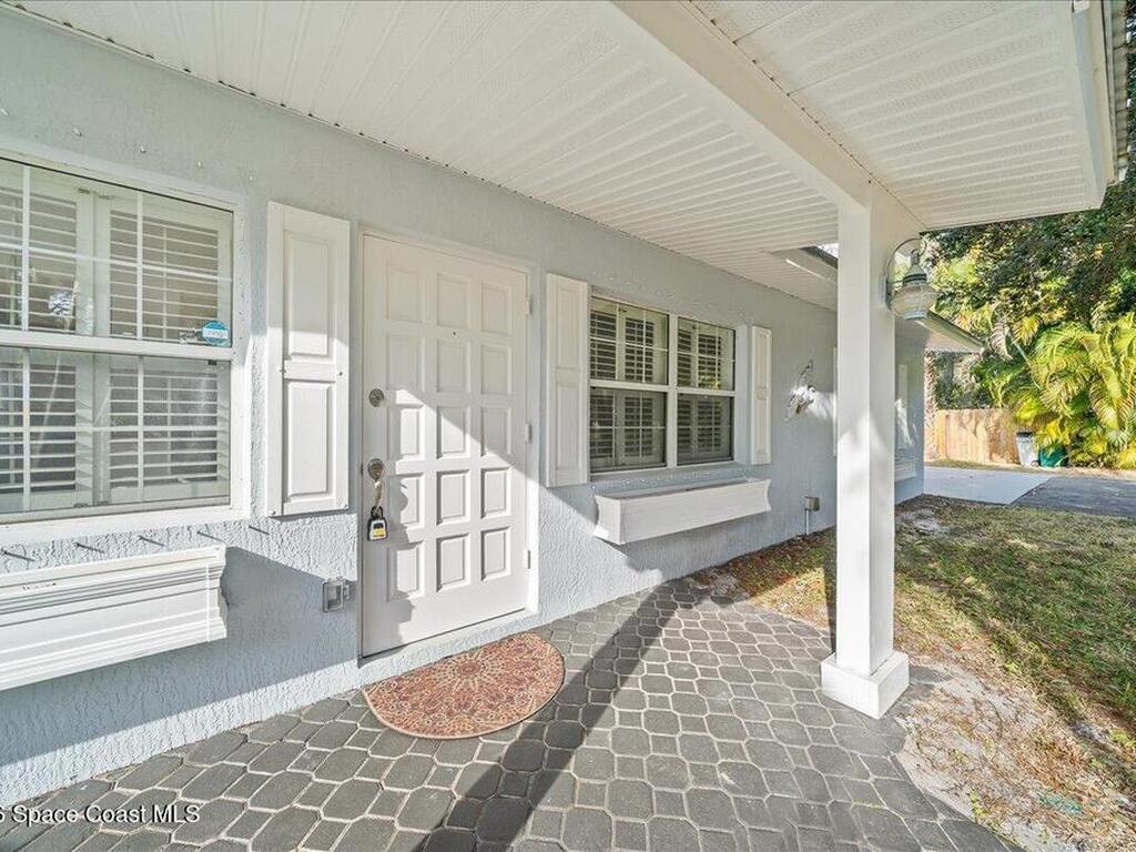 9670 Mockingbird Lane, Micco, FL 32976