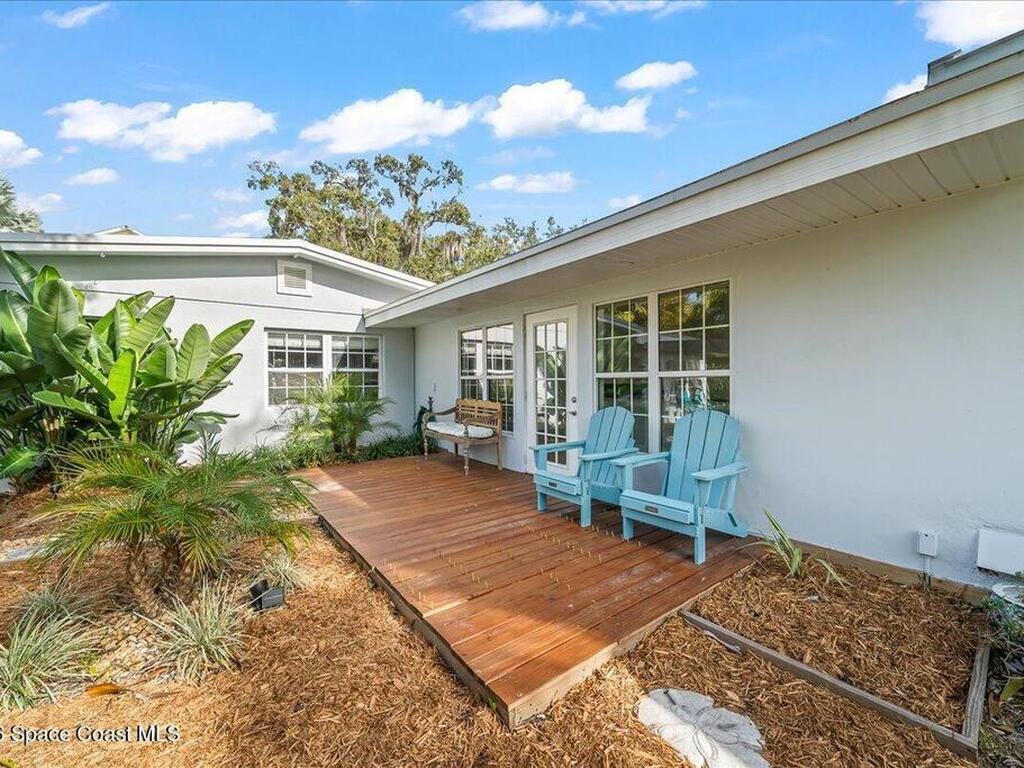 9670 Mockingbird Lane, Micco, FL 32976