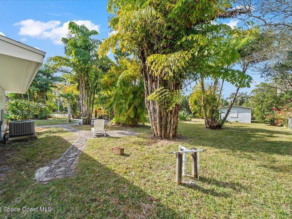 9670 Mockingbird Lane, Micco, FL 32976