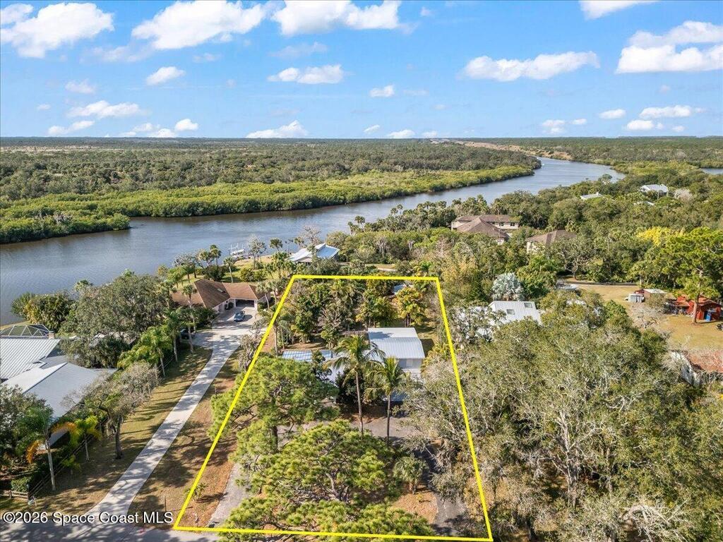 9670 Mockingbird Lane, Micco, FL 32976