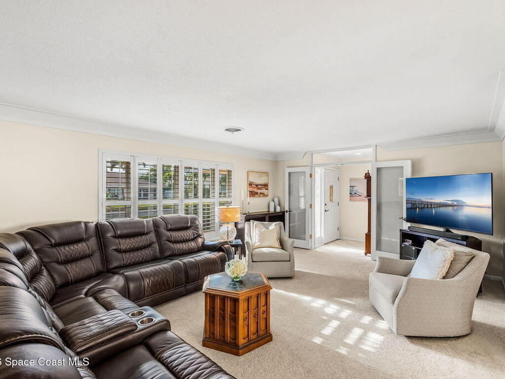 704 Malibu Lane, Indialantic, FL 32903