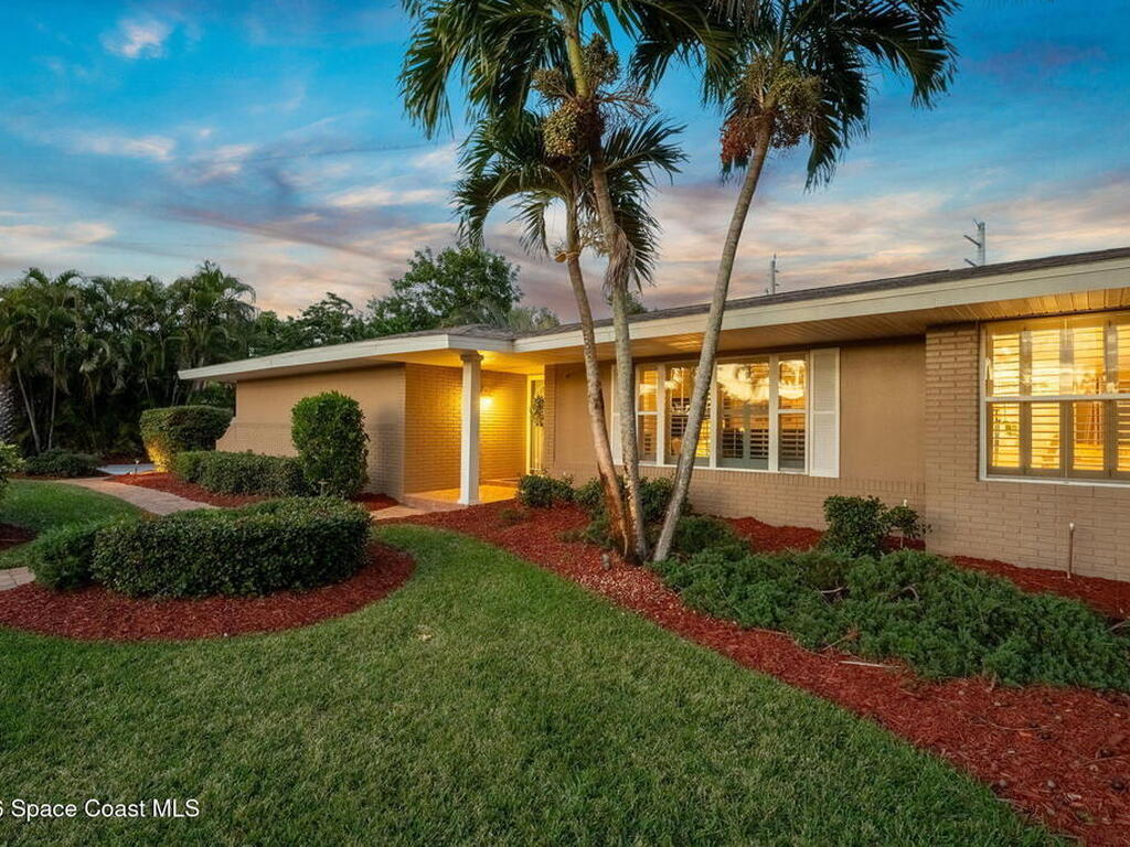 704 Malibu Lane, Indialantic, FL 32903