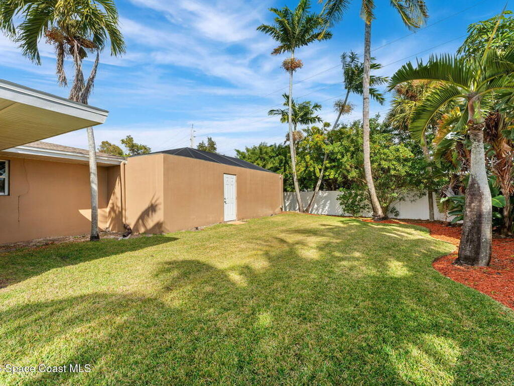 704 Malibu Lane, Indialantic, FL 32903