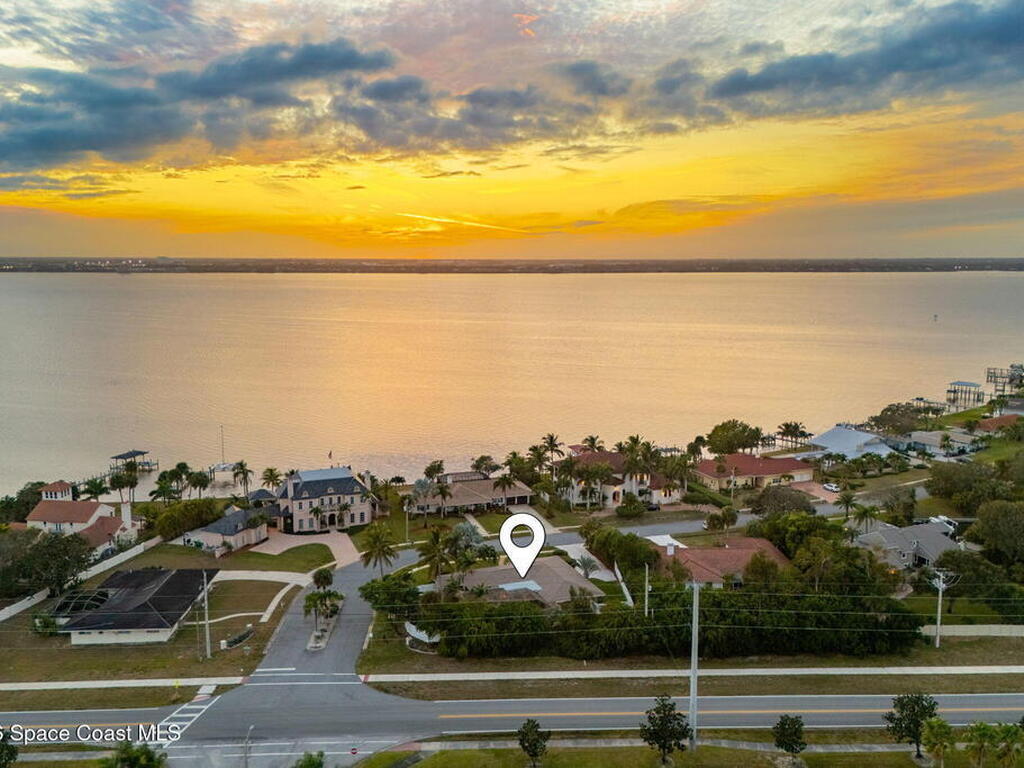 704 Malibu Lane, Indialantic, FL 32903