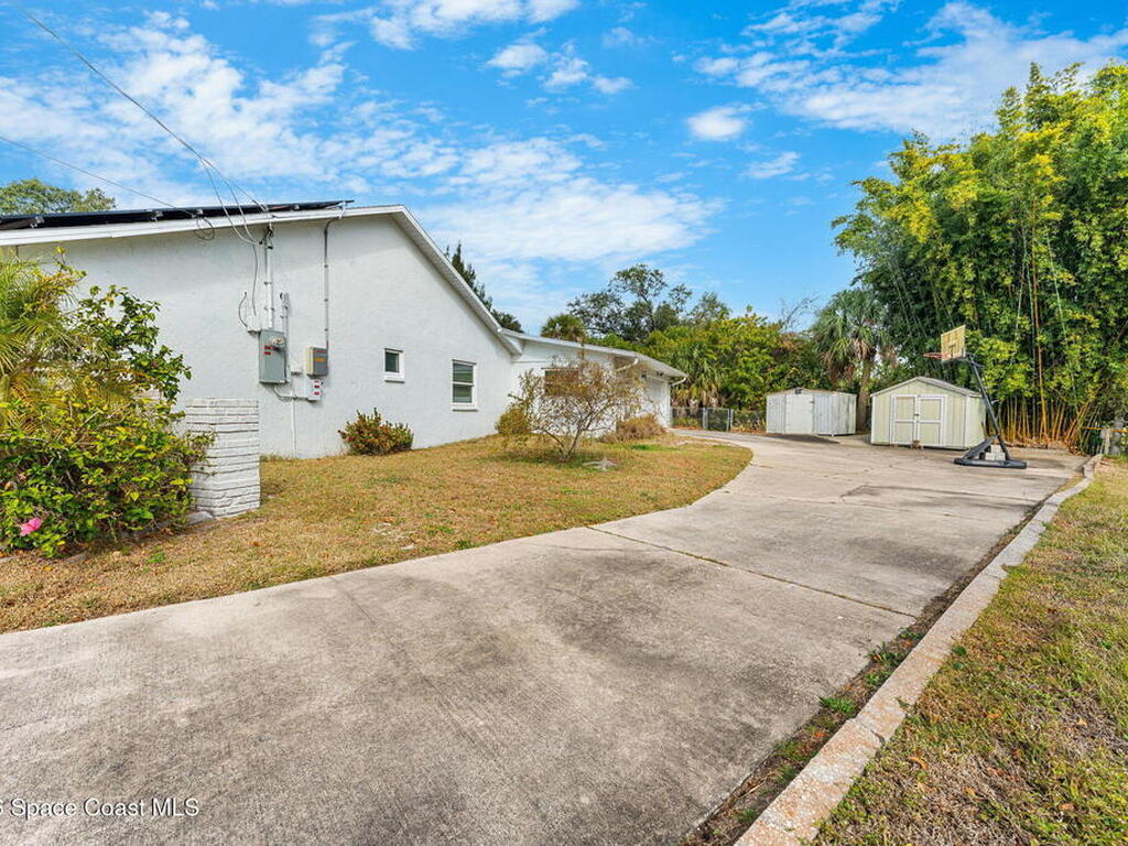 680 Sunset Lane, Merritt Island, FL 32952