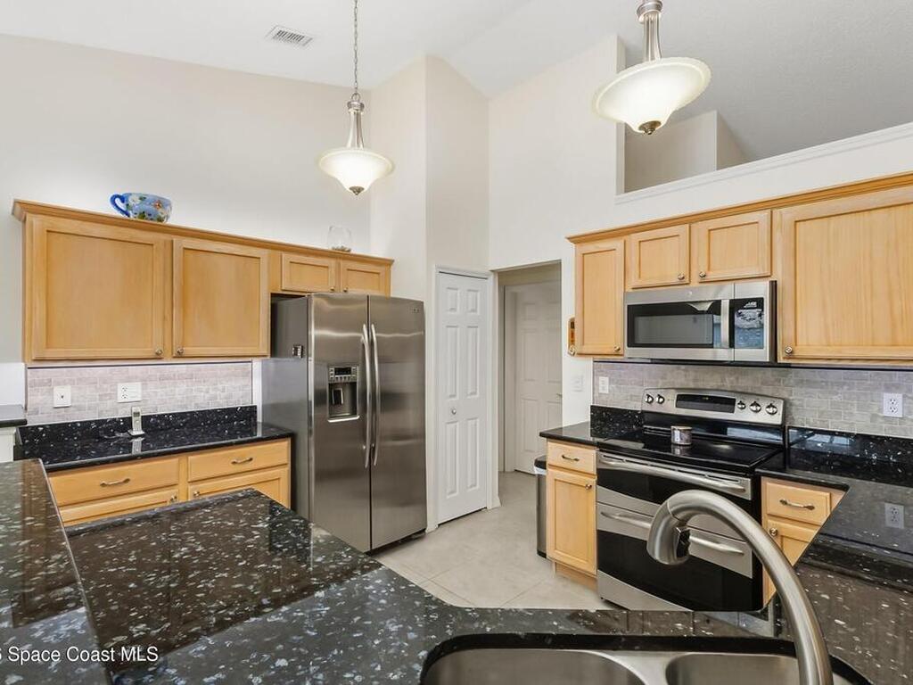 263 Mcclain Drive, Melbourne, FL 32904