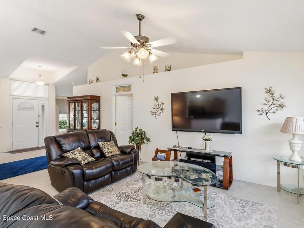 263 Mcclain Drive, Melbourne, FL 32904