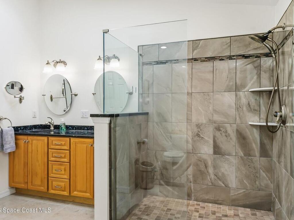 263 Mcclain Drive, Melbourne, FL 32904