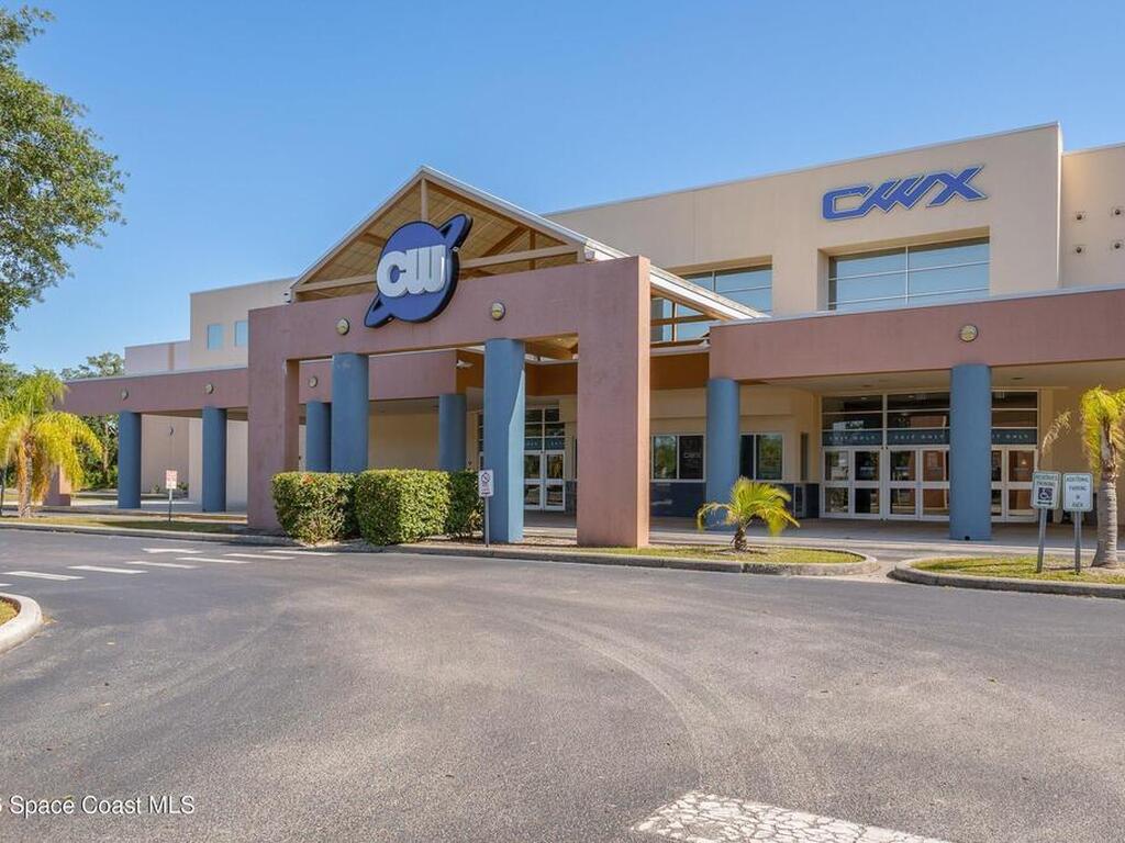 263 Mcclain Drive, Melbourne, FL 32904