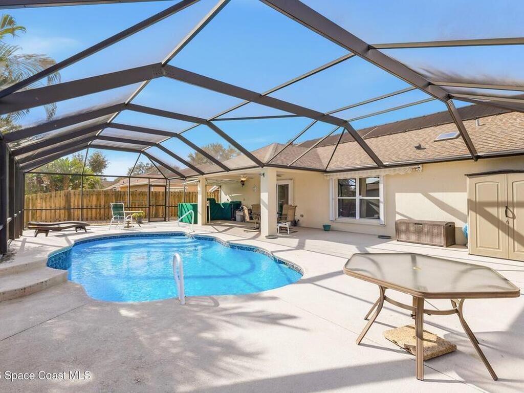 263 Mcclain Drive, Melbourne, FL 32904