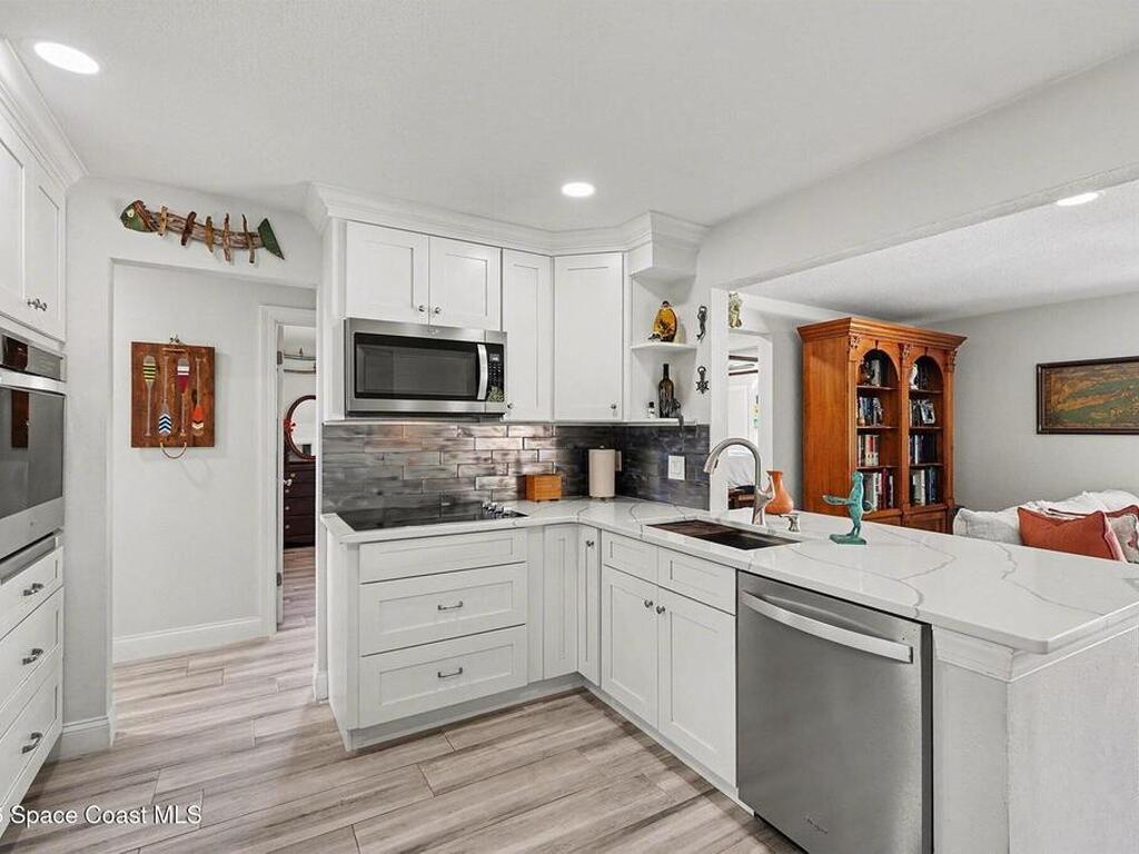 240 Greenway Avenue, Satellite Beach, FL 32937