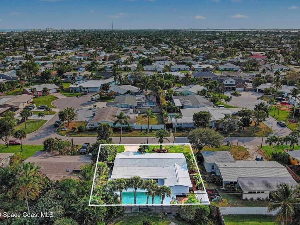 240 Greenway Avenue, Satellite Beach, FL 32937