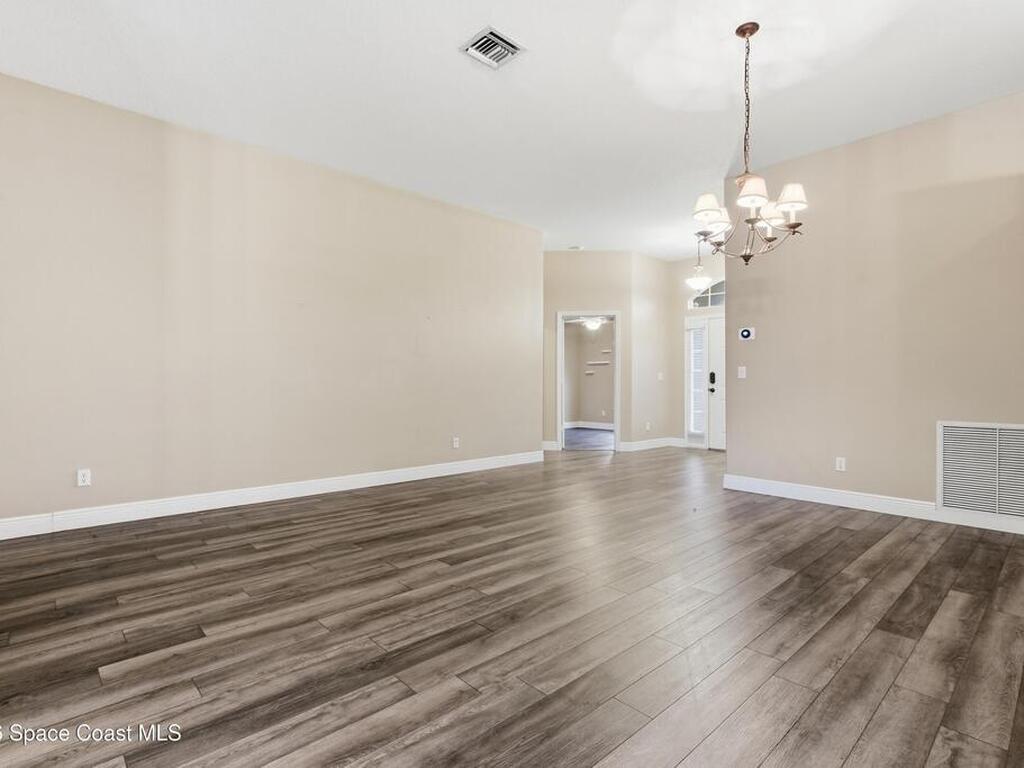 837 Tavernier Circle, Palm Bay, FL 32905