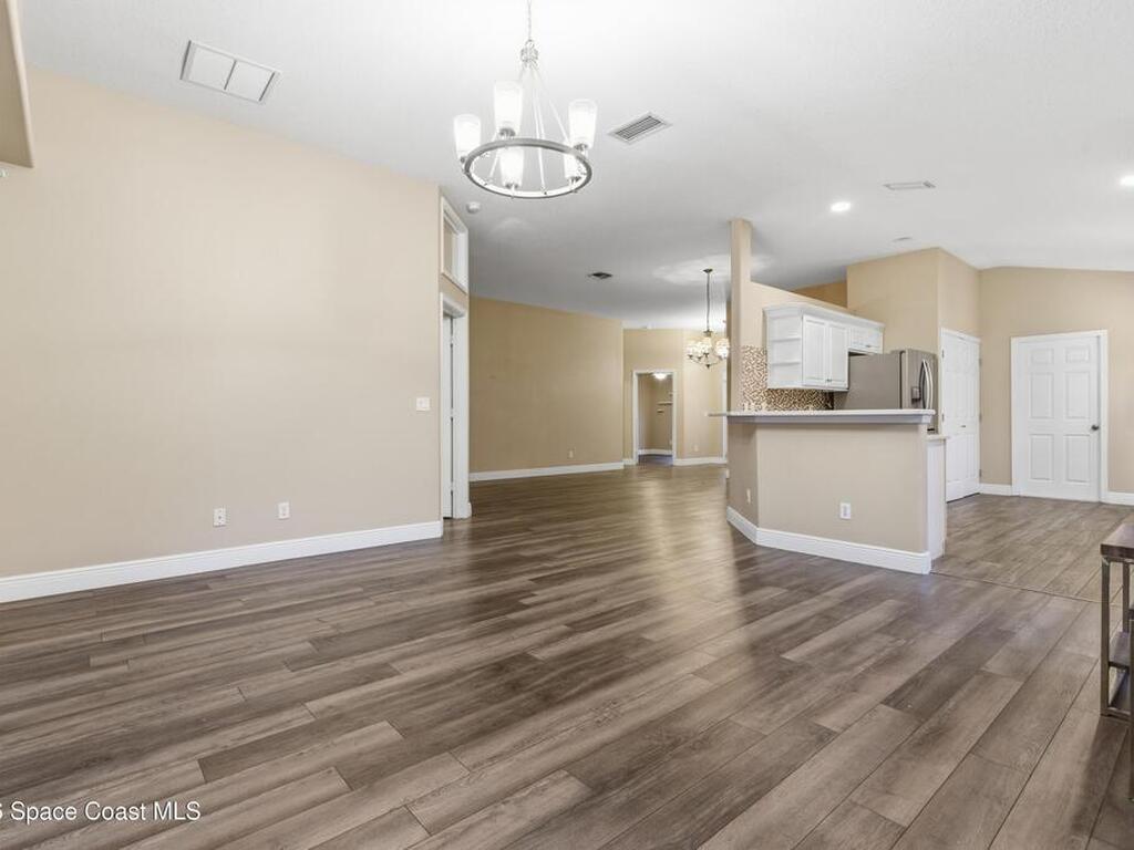 837 Tavernier Circle, Palm Bay, FL 32905