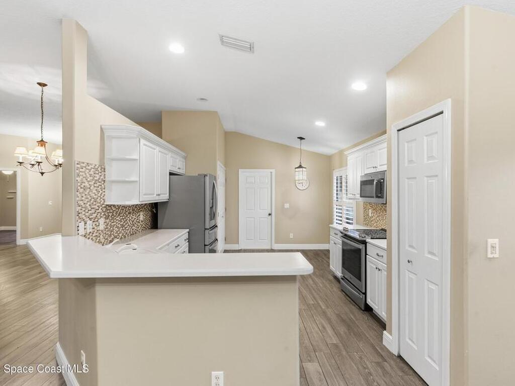 837 Tavernier Circle, Palm Bay, FL 32905