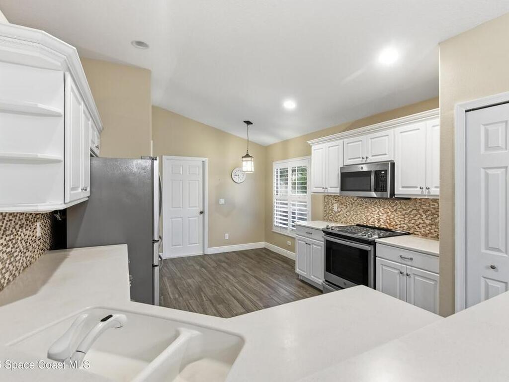 837 Tavernier Circle, Palm Bay, FL 32905