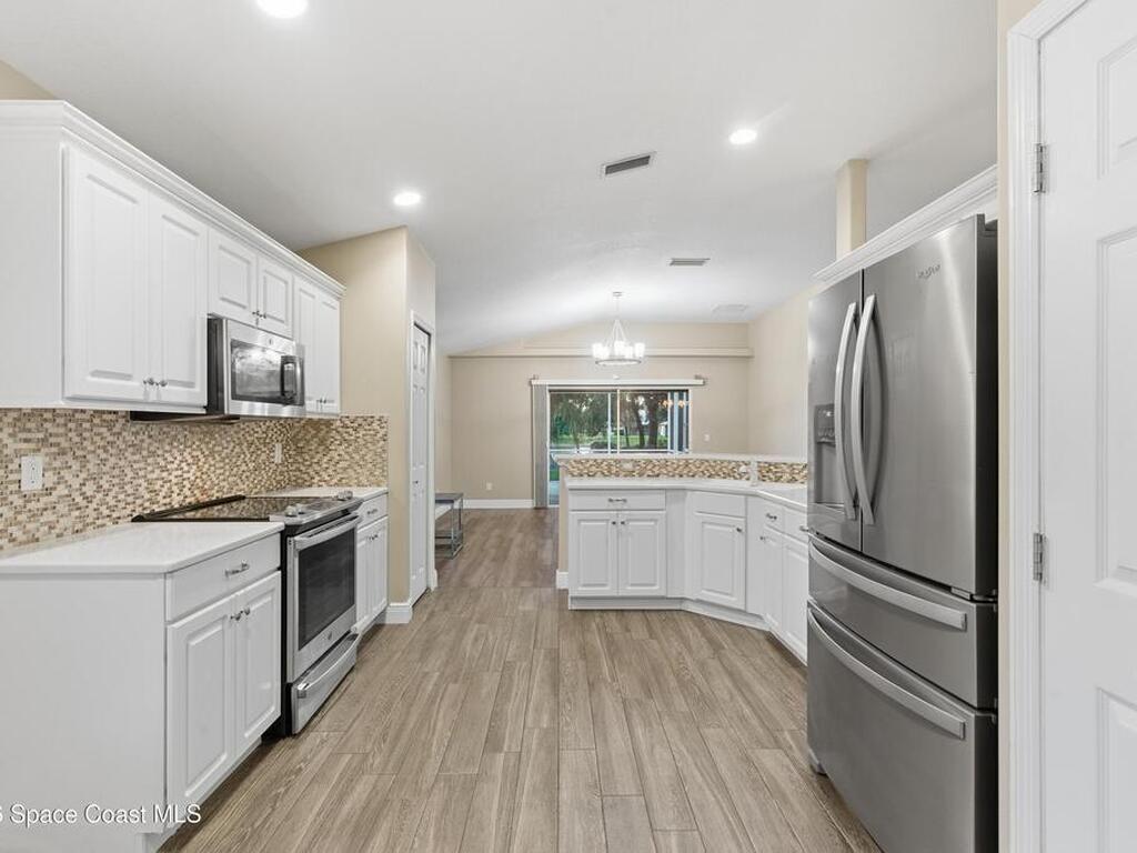 837 Tavernier Circle, Palm Bay, FL 32905