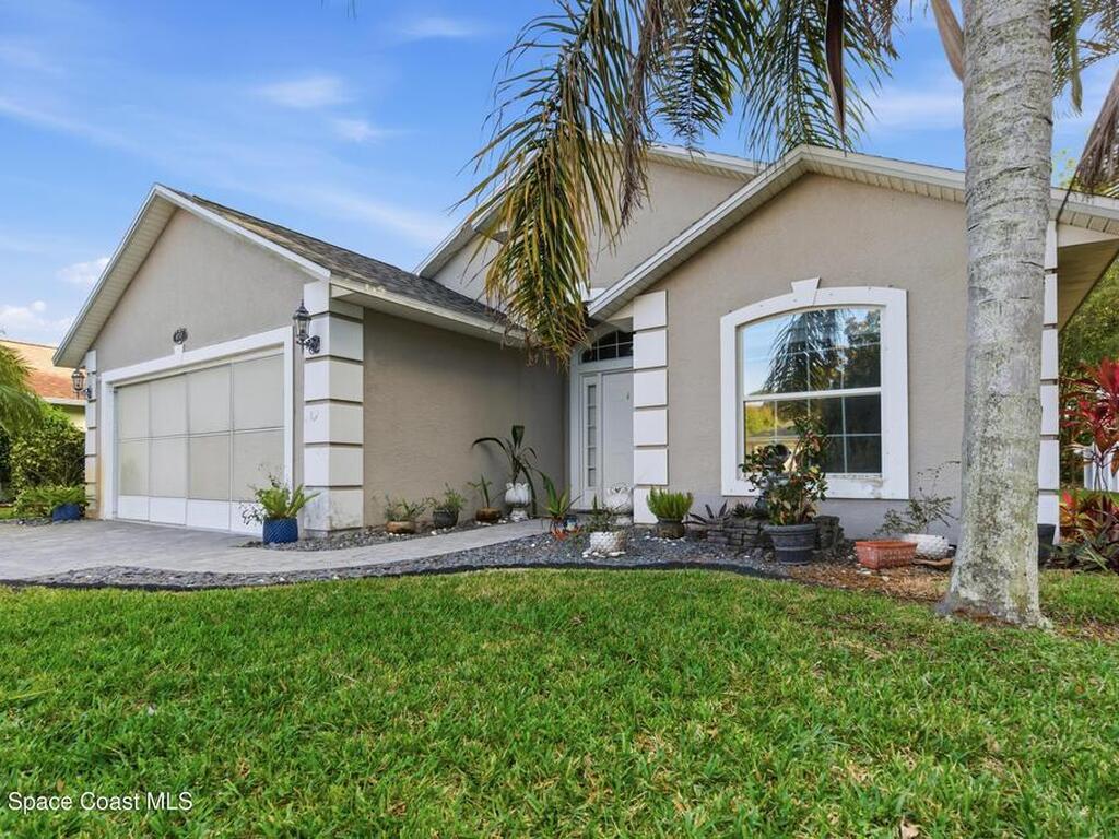 837 Tavernier Circle, Palm Bay, FL 32905