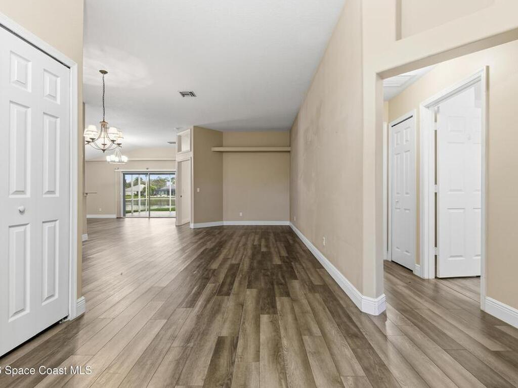 837 Tavernier Circle, Palm Bay, FL 32905