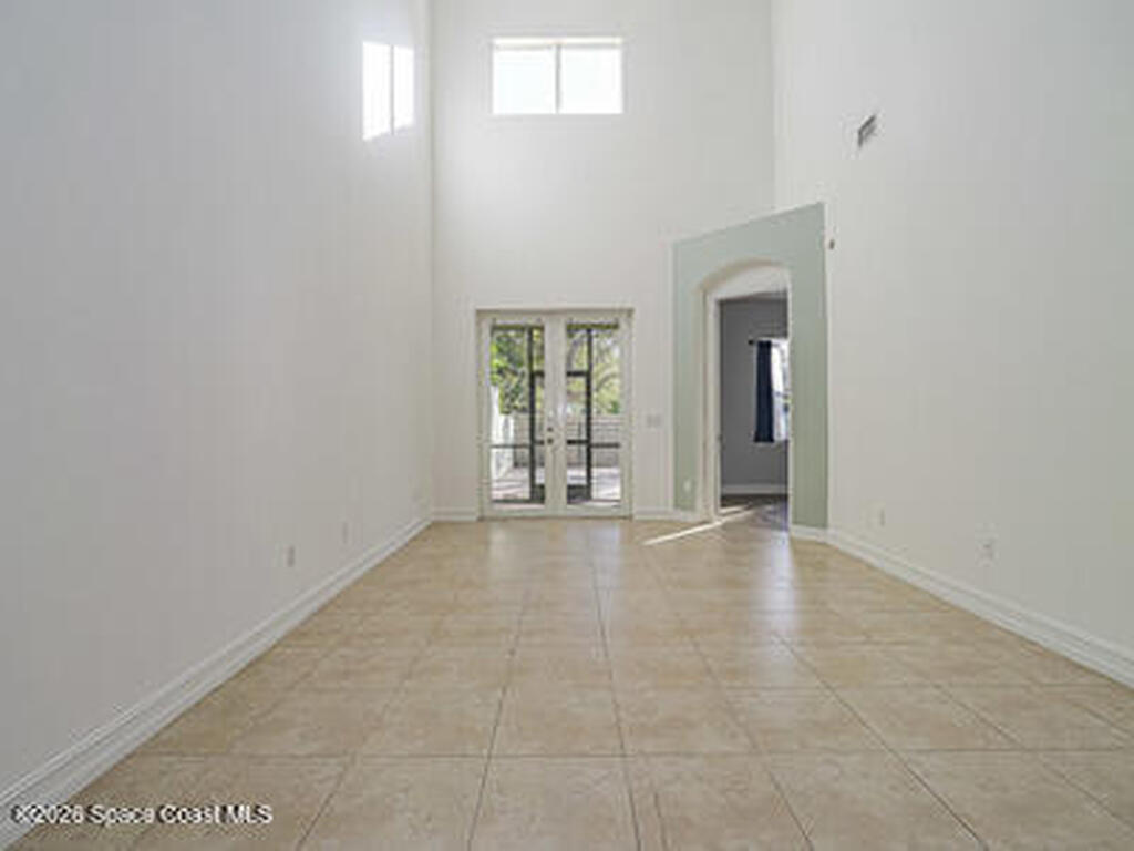 1835 Bridgepointe Circle, Vero Beach, FL 32967