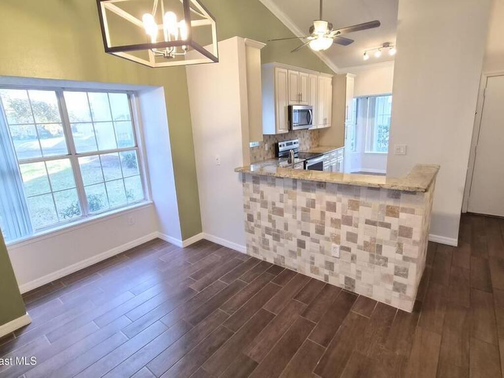 4948 Lake Waterford Way, Melbourne, FL 32901