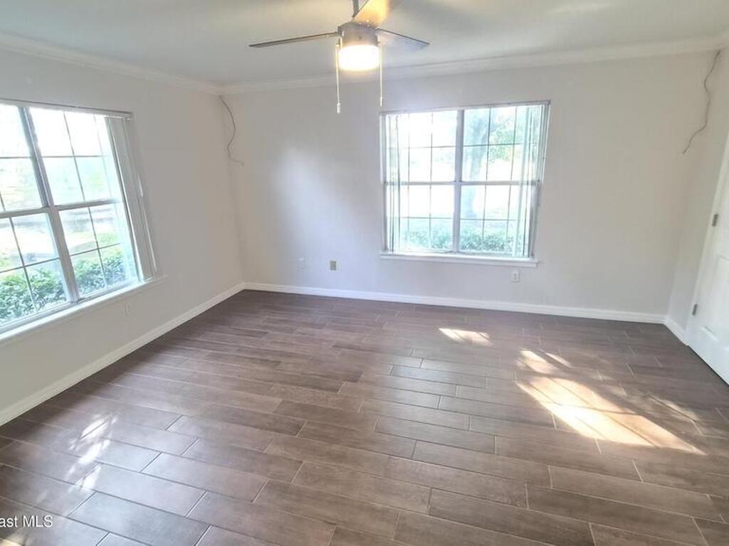 4948 Lake Waterford Way, Melbourne, FL 32901