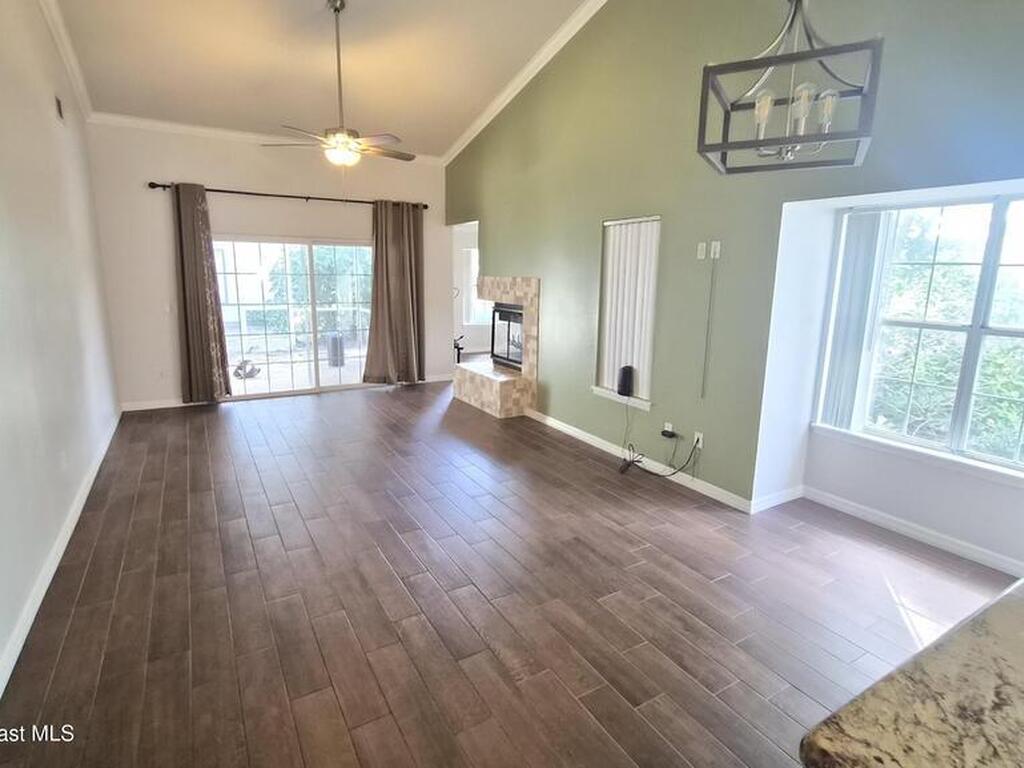 4948 Lake Waterford Way, Melbourne, FL 32901